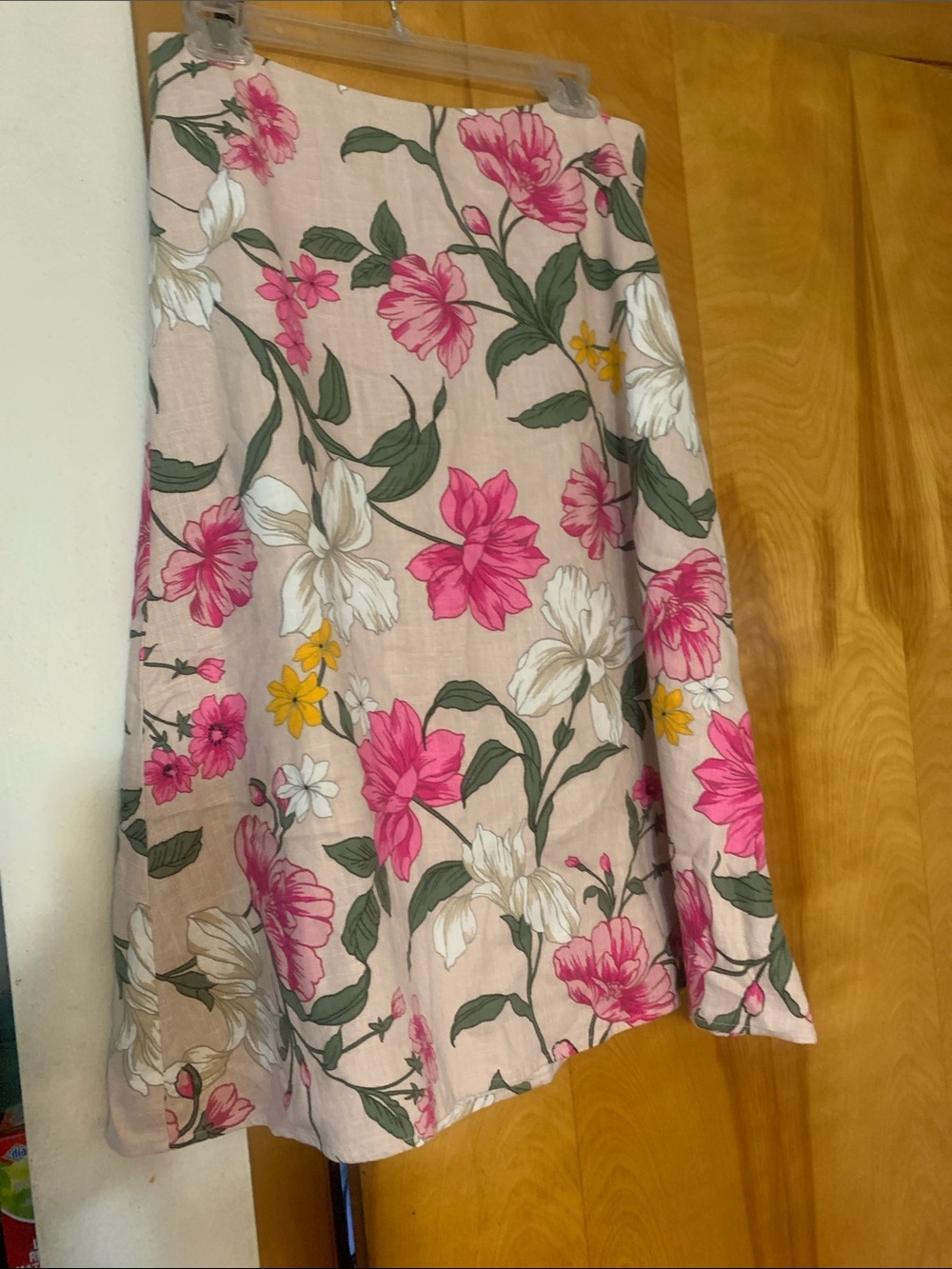 Skirt. Spare room